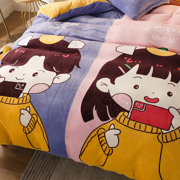 91家纺网 家纺一手货源 找家纺 凡客 2024新款牛奶绒大版印花四件套 初恋