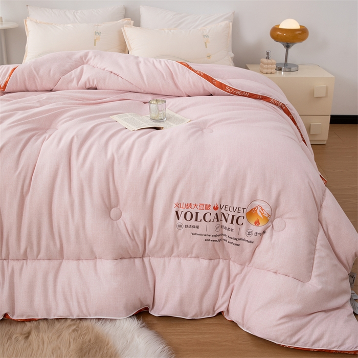 91家纺网 家纺一手货源 找家纺 爱来伊家纺 2024新款火山绒大豆被立体边大豆纤维冬被被子被芯春秋被 火山绒大豆被-樱花粉