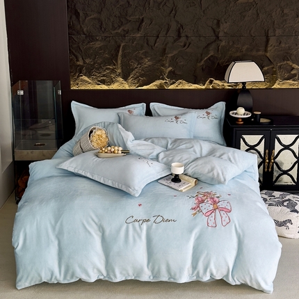 91家纺网 家纺一手货源 找家纺 （总）梦莱斯 2024新款牛奶绒绣花四件套