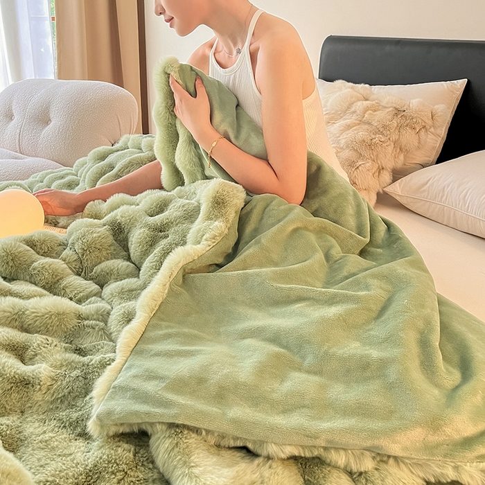 91家纺网 家纺一手货源 找家纺 2024新款A类法式高克重兔绒多功能毛毯被套双用盖毯 清新绿-毛毯