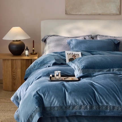 91家纺网 家纺一手货源 找家纺 （总）时亿家居 2024新款300g婴肤绒四件套-爵士系列