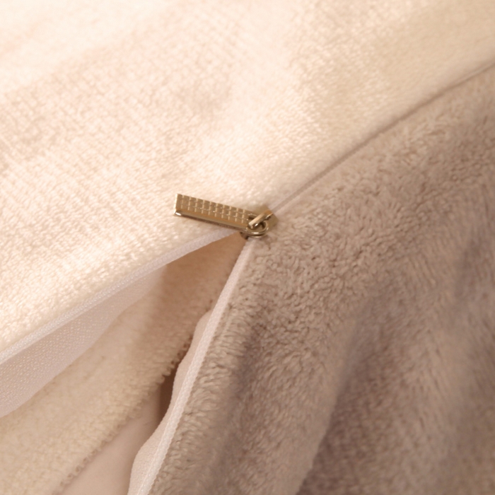 91家纺网 家纺一手货源 找家纺 凡客 2024新款牛奶绒大版印花四件套 丽莎公主