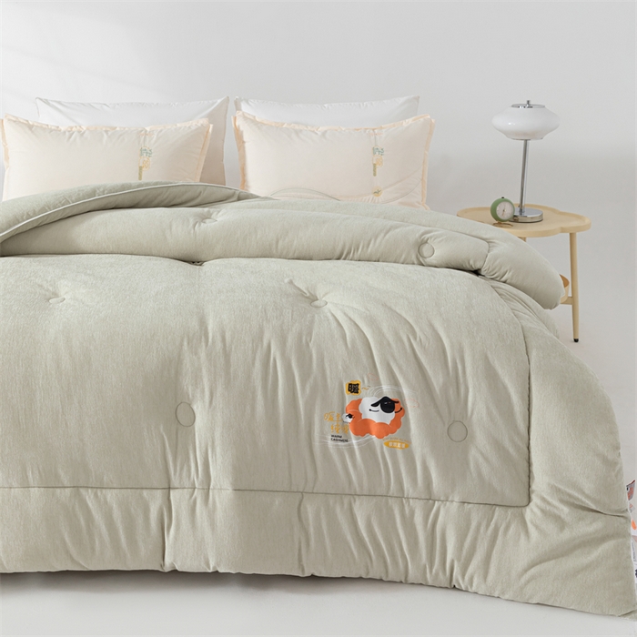 91家纺网 家纺一手货源 找家纺 爱来伊家纺 2024新款三体羊绒加厚保暖冬被芯大豆纤维被春秋被子被芯 山体羊绒大豆被-淡绿
