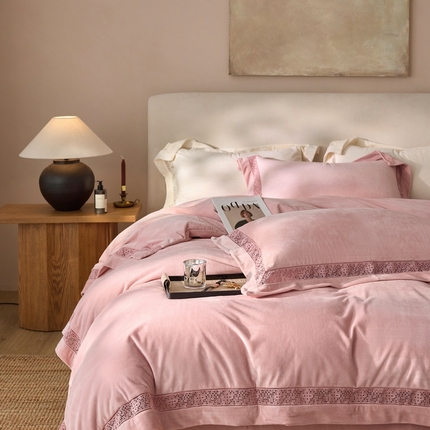 91家纺网 家纺一手货源 找家纺 （总）时亿家居 2024新款300g婴肤绒四件套-爵士系列