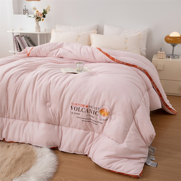 91家纺网 家纺一手货源 找家纺 爱来伊家纺 2024新款火山绒大豆被立体边大豆纤维冬被被子被芯春秋被 火山绒大豆被-樱花粉