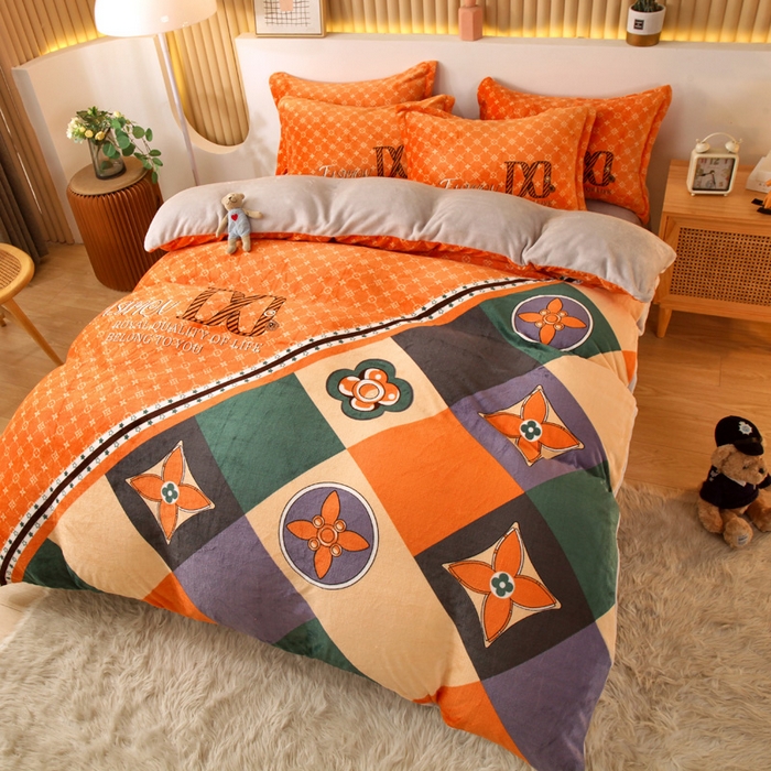 91家纺网 家纺一手货源 找家纺 凡客 2024新款牛奶绒大版印花四件套 曼格