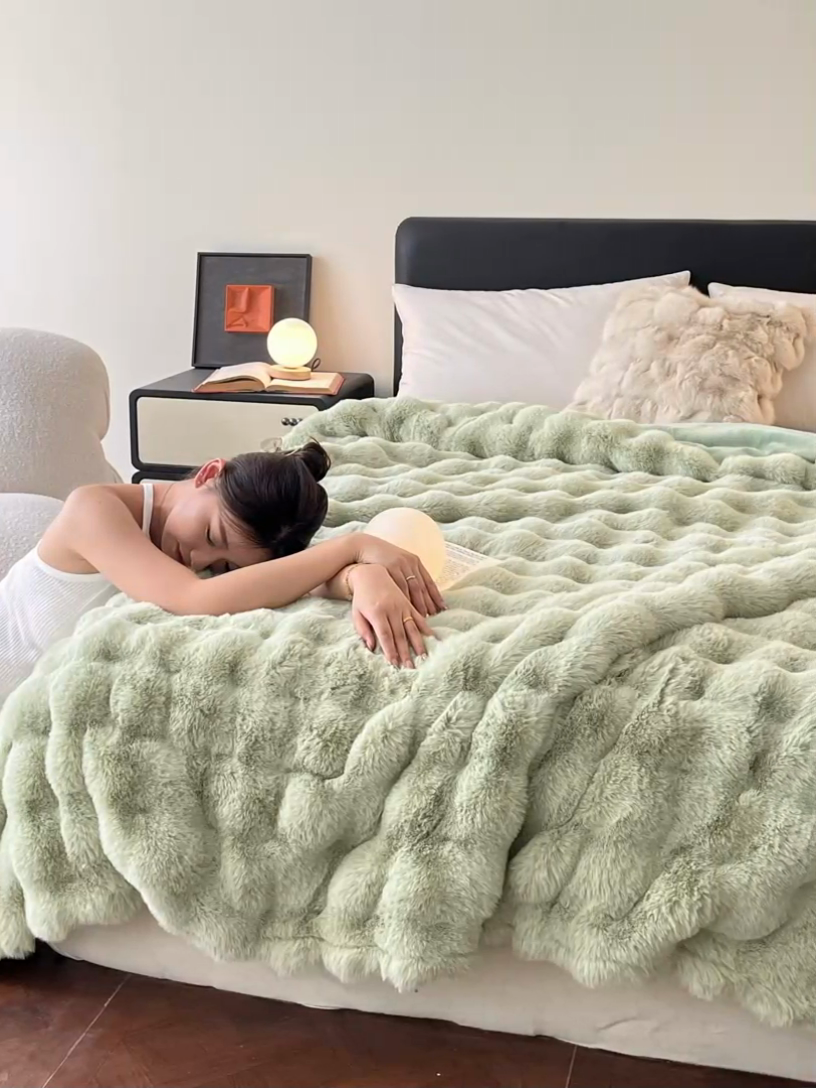 91家纺网 家纺一手货源 找家纺 2024新款A类法式高克重兔绒多功能毛毯被套双用盖毯 清新绿-毛毯
