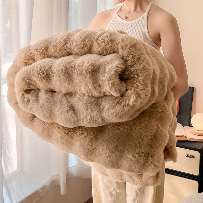 91家纺网 家纺一手货源 找家纺 2024新款A类法式高克重兔绒多功能毛毯被套双用盖毯 卡其-毛毯