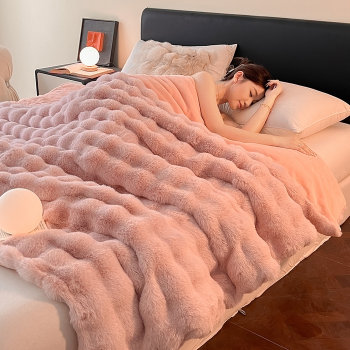 91家纺网 家纺一手货源 找家纺 （总）2024新款A类法式高克重兔绒多功能毛毯被套双用盖毯