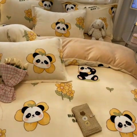 91家纺网 家纺一手货源 找家纺 柒月 2024新款小清新牛奶绒印花加厚保暖四件套 花花熊猫