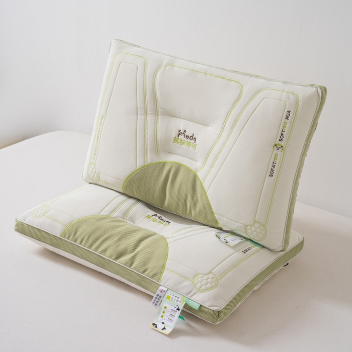 91家纺网 家纺一手货源 找家纺 芯奇想 2024新款熊猫呼呼乳胶护颈枕48*74cm 熊猫呼呼-绿色