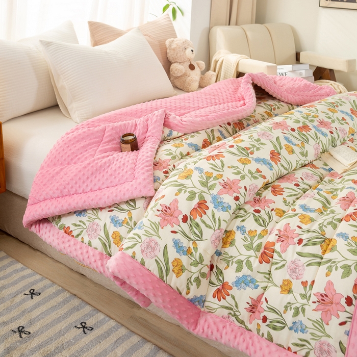 91家纺网 家纺一手货源 找家纺 锦鹭被业  2025款A类全棉纯棉豆豆被春秋空调夏凉加厚冬被子一览芳华-粉