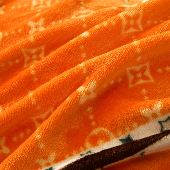 91家纺网 家纺一手货源 找家纺 凡客 2024新款牛奶绒大版印花四件套 曼格