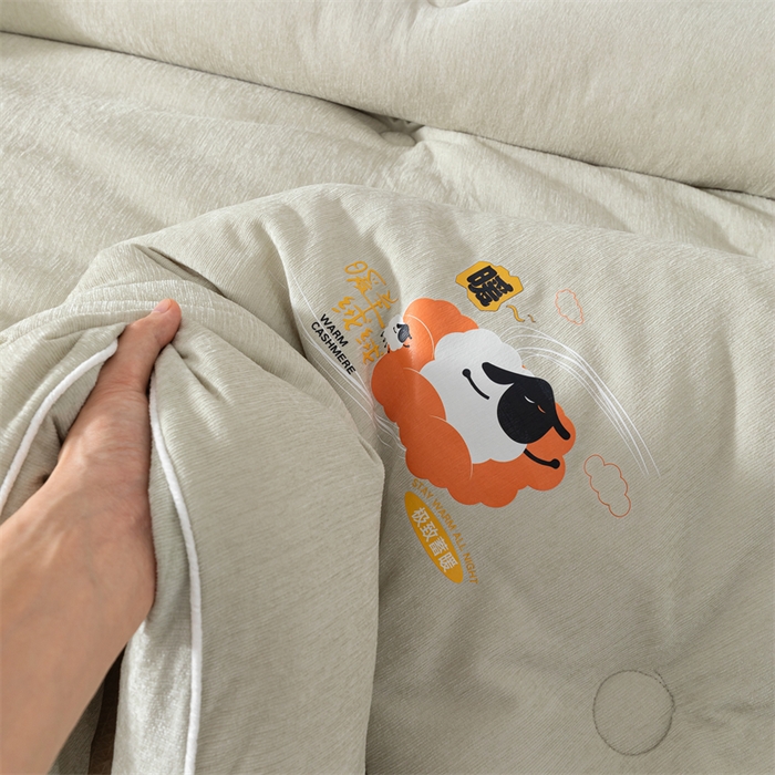 91家纺网 家纺一手货源 找家纺  2025新款三体羊绒加厚保暖冬被芯大豆纤维被春秋被子被芯