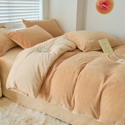 91家纺网 家纺一手货源 找家纺 （总）晨曦家纺 2024新款ins简约风牛奶绒双拼单被套