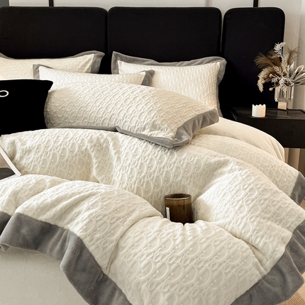 91家纺网 家纺一手货源 找家纺 （总）无界 2024新款B类烂花牛奶绒四件套-丹尼尔