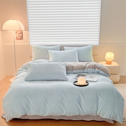 91家纺网 家纺一手货源 找家纺 （总）无界 无界 2024新款B类烂花牛奶绒四件套-繁花（风格2）