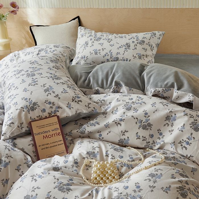 91家纺网 家纺一手货源 找家纺 怡家居 2024秋冬新品AB版加厚保暖全棉加绒四件套 春的约会