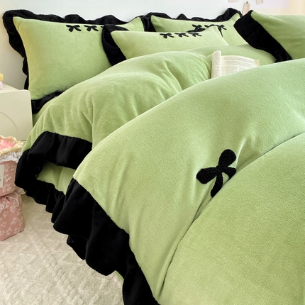 梦莱斯 2024新款黑边绣花牛奶绒四件套 蝴蝶结-绿