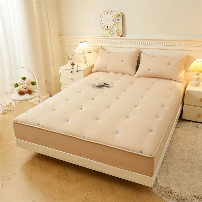 91家纺网 家纺一手货源 找家纺 2025新款A类水洗棉大豆刺绣床笠 向阳花-经典驼