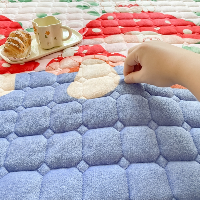 91家纺网 家纺一手货源 找家纺 2024新款牛奶绒床垫保暖床褥子夹棉加厚印花床护垫大床图 蘑菇小兔