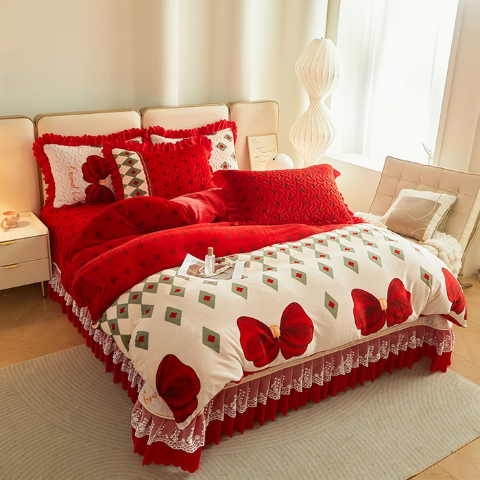 91家纺网 家纺一手货源 找家纺 艾裙海 2025新款高克重加厚保暖A类牛奶绒夹棉床盖系列四件套 蝴蝶结-红