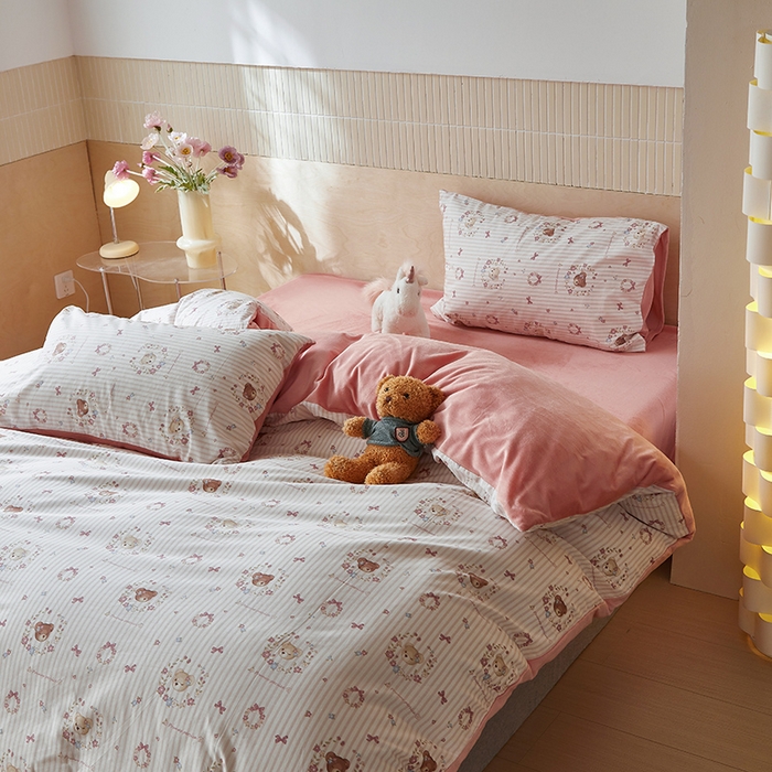 91家纺网 家纺一手货源 找家纺 怡家居 2024秋冬新品AB版加厚保暖全棉加绒四件套 小熊花花