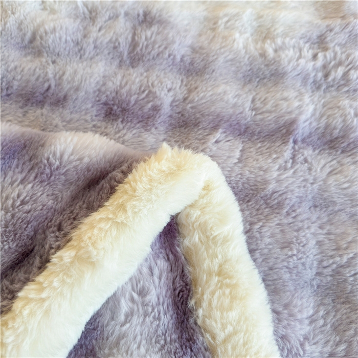91家纺网 家纺一手货源 找家纺 喜居 2024新款大泡泡双面兔毛毛毯 科伦娜兔毛绒-炫彩紫