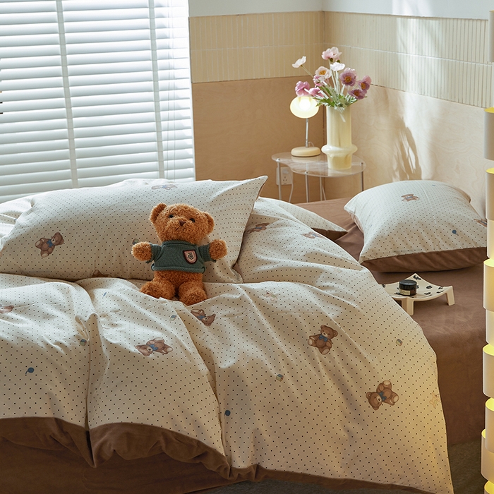 91家纺网 家纺一手货源 找家纺 怡家居 2024秋冬新品AB版加厚保暖全棉加绒四件套 玩具熊乐园