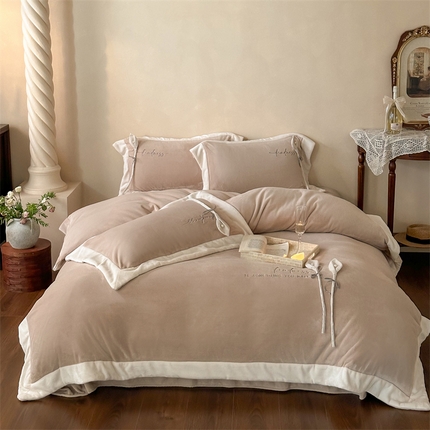 91家纺网 家纺一手货源 找家纺 （总）2024新款高克重牛奶绒四件套-辛西娅