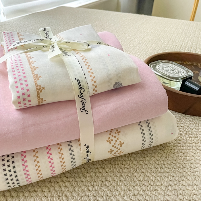 91家纺网 家纺一手货源 找家纺 一比一家纺 2025新款全棉母婴级抗菌有氧全棉双层纱亲肤全棉小清新印花三件套四件套 再别康桥