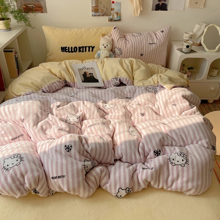 91家纺网 家纺一手货源 找家纺 （总）三朵家纺 2024新款加厚保暖牛奶绒凯蒂猫-可可系列四件套