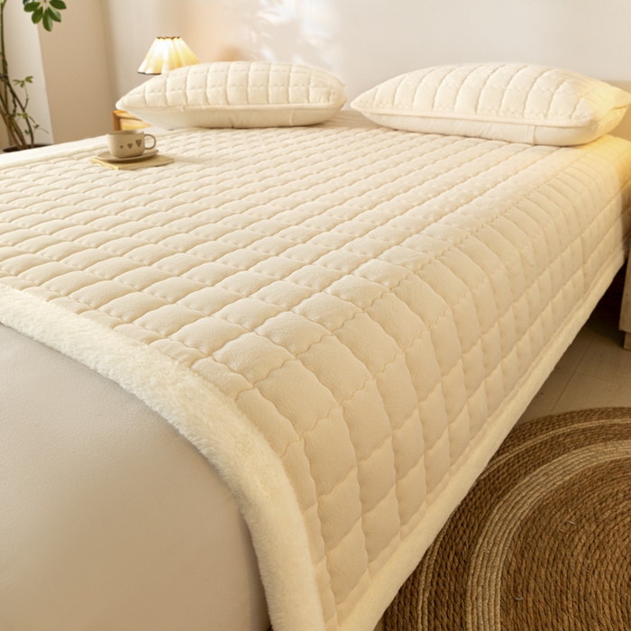 91家纺网 家纺一手货源 找家纺 鑫钰 2024秋冬新款加厚牛奶绒床垫床褥床护垫 暖格-米白
