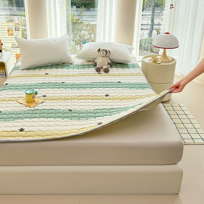 91家纺网 家纺一手货源 找家纺 丽诺床垫 2024新款木棉抗菌床护垫 浪漫星河