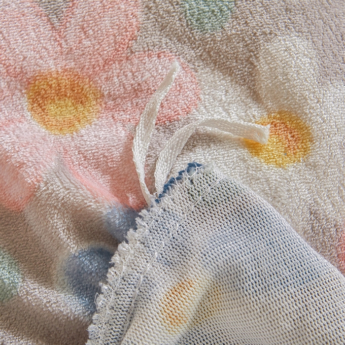 91家纺网 家纺一手货源 找家纺 艾裙海 2025新款高克重加厚保暖A类牛奶绒夹棉床盖系列四件套 美丽花园