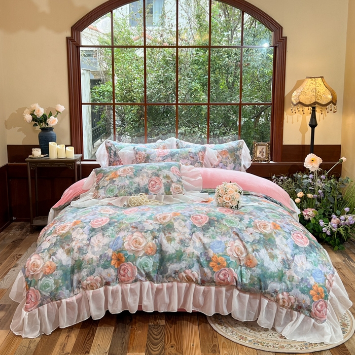 91家纺网 家纺一手货源 找家纺 易辰美 2024新款数码大版印花鹿锦棉牛奶绒花边四件套 四季花园