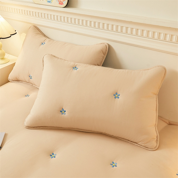 91家纺网 家纺一手货源 找家纺 2025新款A类水洗棉大豆刺绣床笠 向阳花-经典驼