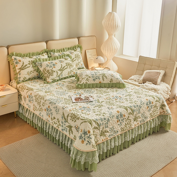 91家纺网 家纺一手货源 找家纺 艾裙海 2025新款高克重加厚保暖A类牛奶绒夹棉床盖系列四件套 花香叶柔