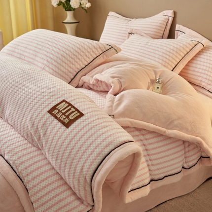 91家纺网 家纺一手货源 找家纺 （总）晨曦家纺 2024新款加厚贝贝绒牛奶绒无印风单被套（暖光）