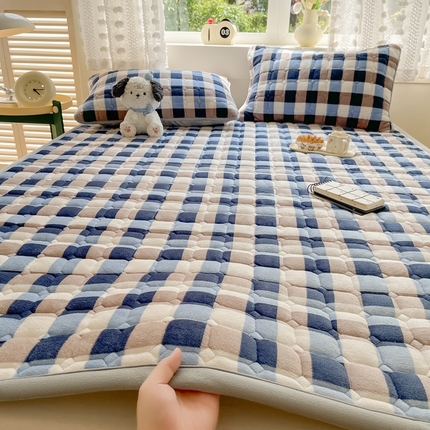 2024新款牛奶绒床垫保暖床褥子夹棉加厚印花床护垫大床图 魔法格
