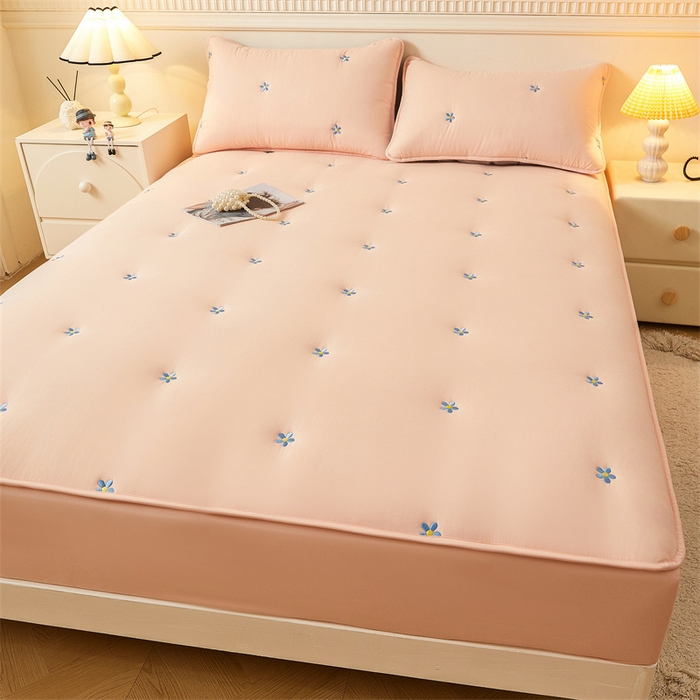 91家纺网 家纺一手货源 找家纺 2025新款A类水洗棉大豆刺绣床笠 向阳花-奶油粉