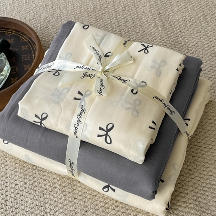 一比一家纺 2024新款全棉母婴级抗菌有氧全棉双层纱亲肤全棉小清新印花三件套四件套 蝴蝶可颂-黑