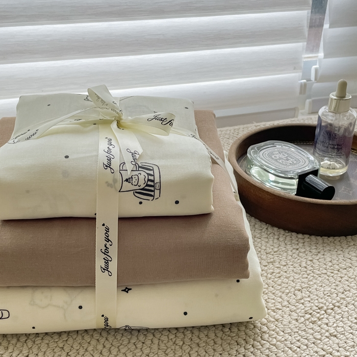 91家纺网 家纺一手货源 找家纺 一比一家纺 2024新款全棉母婴级抗菌有氧全棉双层纱亲肤全棉小清新印花三件套四件套 幻想猫-黑