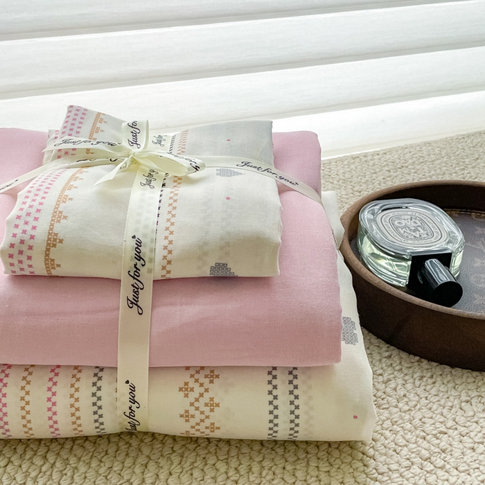 91家纺网 家纺一手货源 找家纺 一比一家纺 2025新款全棉母婴级抗菌有氧全棉双层纱亲肤全棉小清新印花三件套四件套 再别康桥