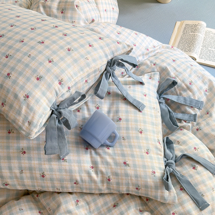 91家纺网 家纺一手货源 找家纺 2024秋冬新款系带格子双层纱四件套 蓝格花