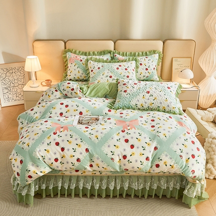艾裙海 2025新款高克重加厚保暖A类牛奶绒夹棉床盖系列四件套 甜心草莓