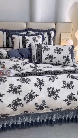 91家纺网 家纺一手货源 找家纺 艾裙海 2025新款高克重加厚保暖A类牛奶绒夹棉床盖系列四件套 莫奈花园