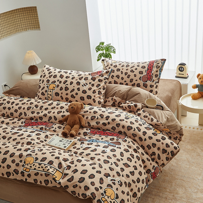 91家纺网 家纺一手货源 找家纺 怡家居 2024秋冬新品AB版加厚保暖全棉加绒四件套 豹纹狗