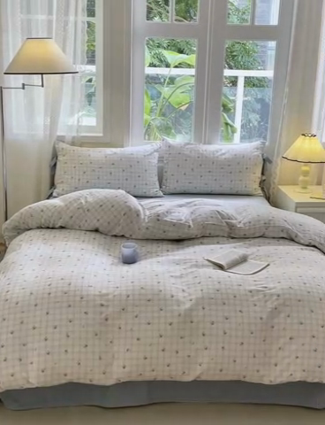 91家纺网 家纺一手货源 找家纺 2024秋冬新款系带格子双层纱四件套 蓝格花