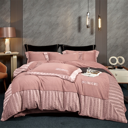 91家纺网 家纺一手货源 找家纺 （总）2024新款高克重牛奶绒刺绣四件套-巴黎印象